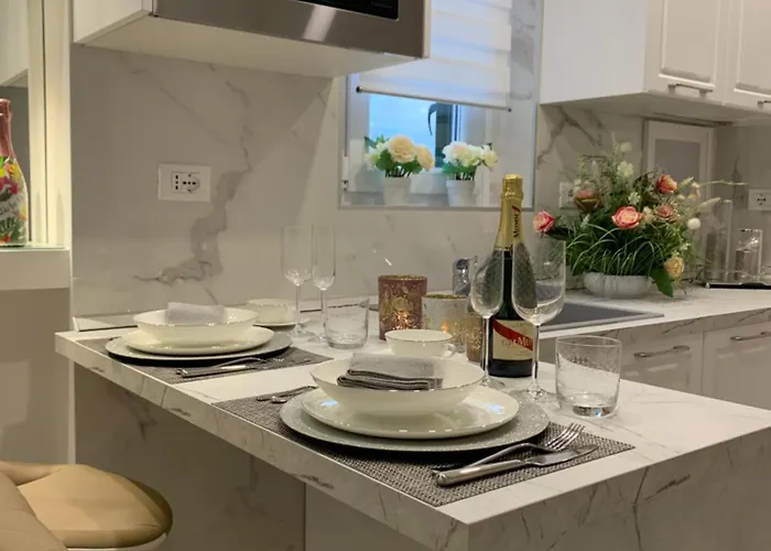 Apartment 6 Al Rom