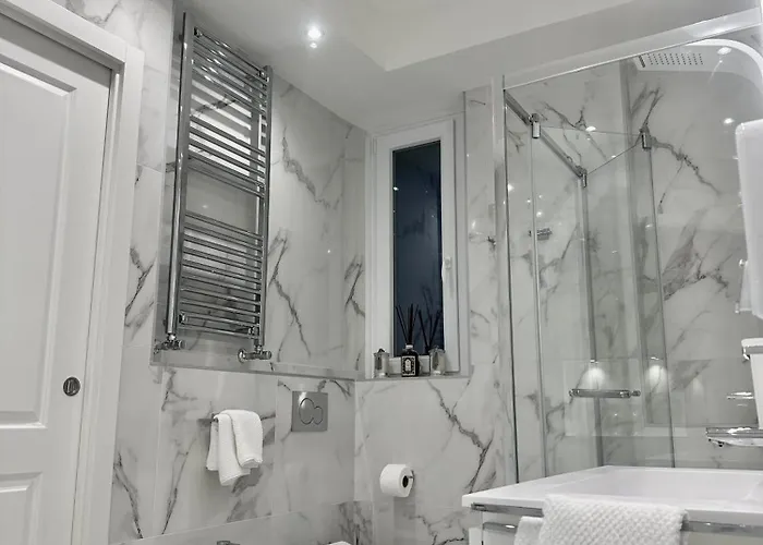 Apartment 6 Al Rom