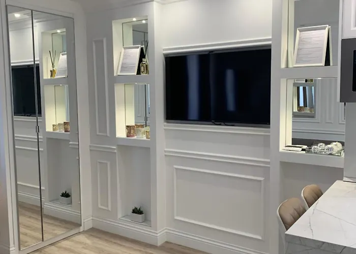 Apartment 6 Al